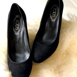TOD’S Black Suede Pump Wedge